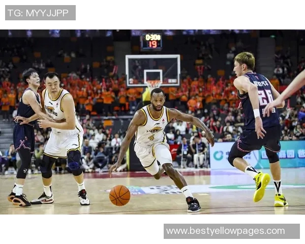 维拉诺瓦与累西体育的精彩对决揭示篮球战术与团队协作的魅力 维拉诺瓦与累西体育的精彩对决揭示篮球战术与团队协作的魅力