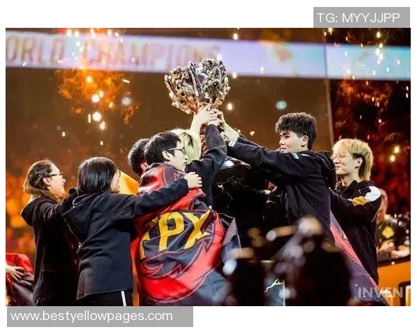 FPX战队的荣耀之路:从默默无闻到巅峰对决的奋斗历程 FPX战队的荣耀之路:从默默无闻到巅峰对决的奋斗历程