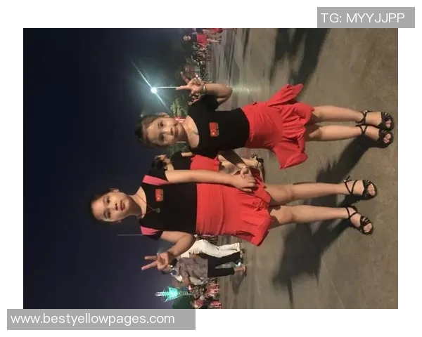 张丽的足球人生:从小球场到世界舞台的深度对话与成长历程 张丽的足球人生:从小球场到世界舞台的深度对话与成长历程