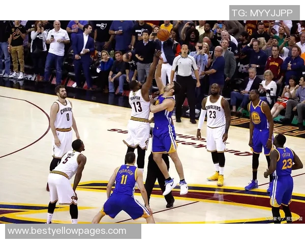 2018年NBA总决赛勇士与骑士第三场精彩录像回放与赛后分析